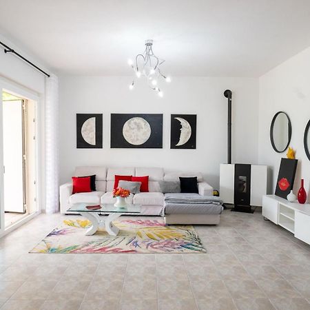 Parco Delle Rose Villa Сулмона Екстериор снимка