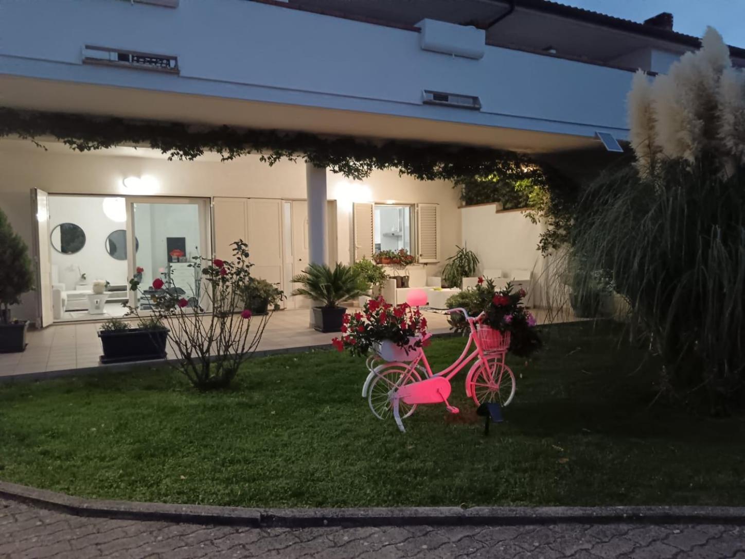 Parco Delle Rose Villa Сулмона Екстериор снимка