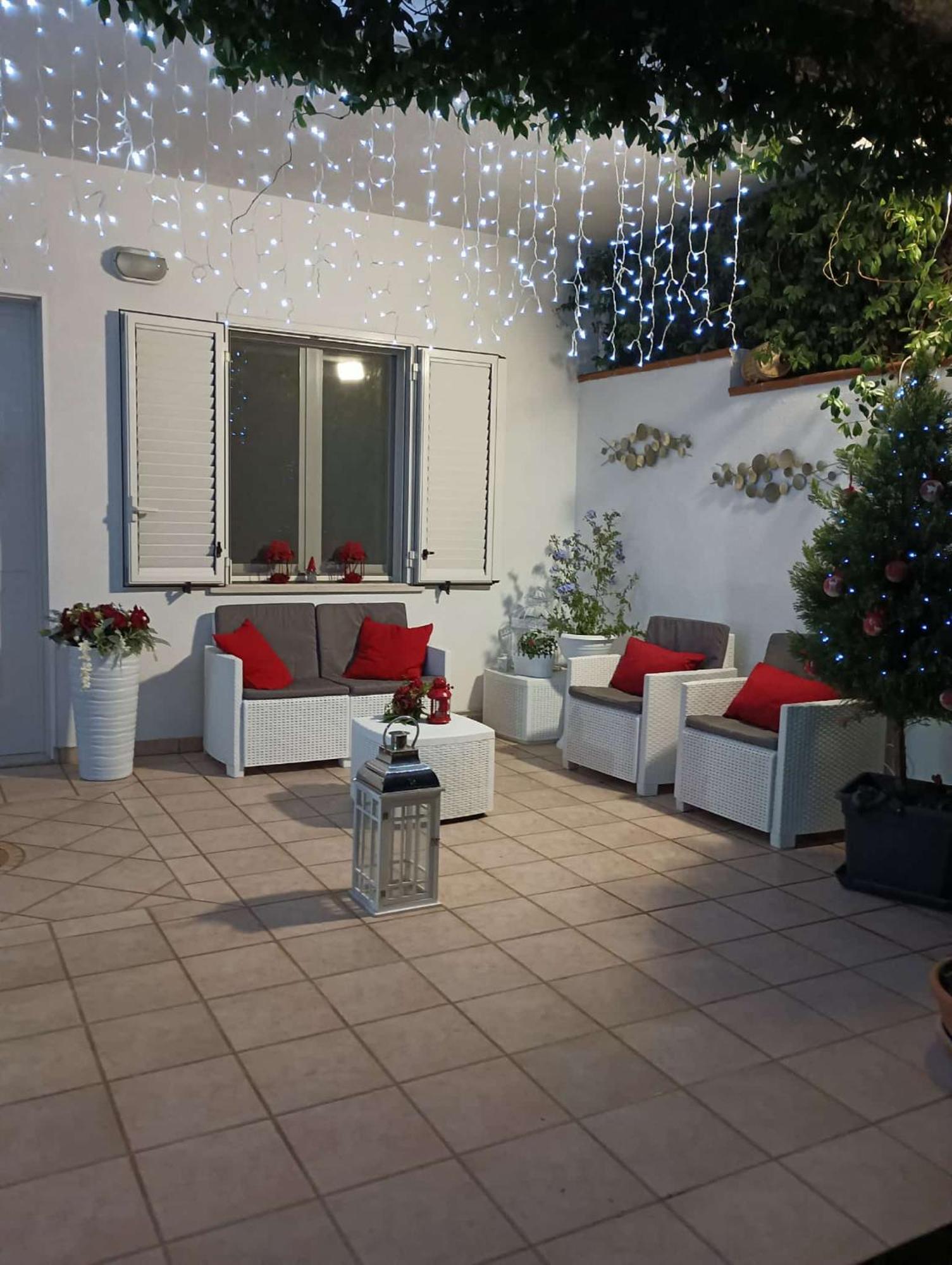 Parco Delle Rose Villa Сулмона Екстериор снимка