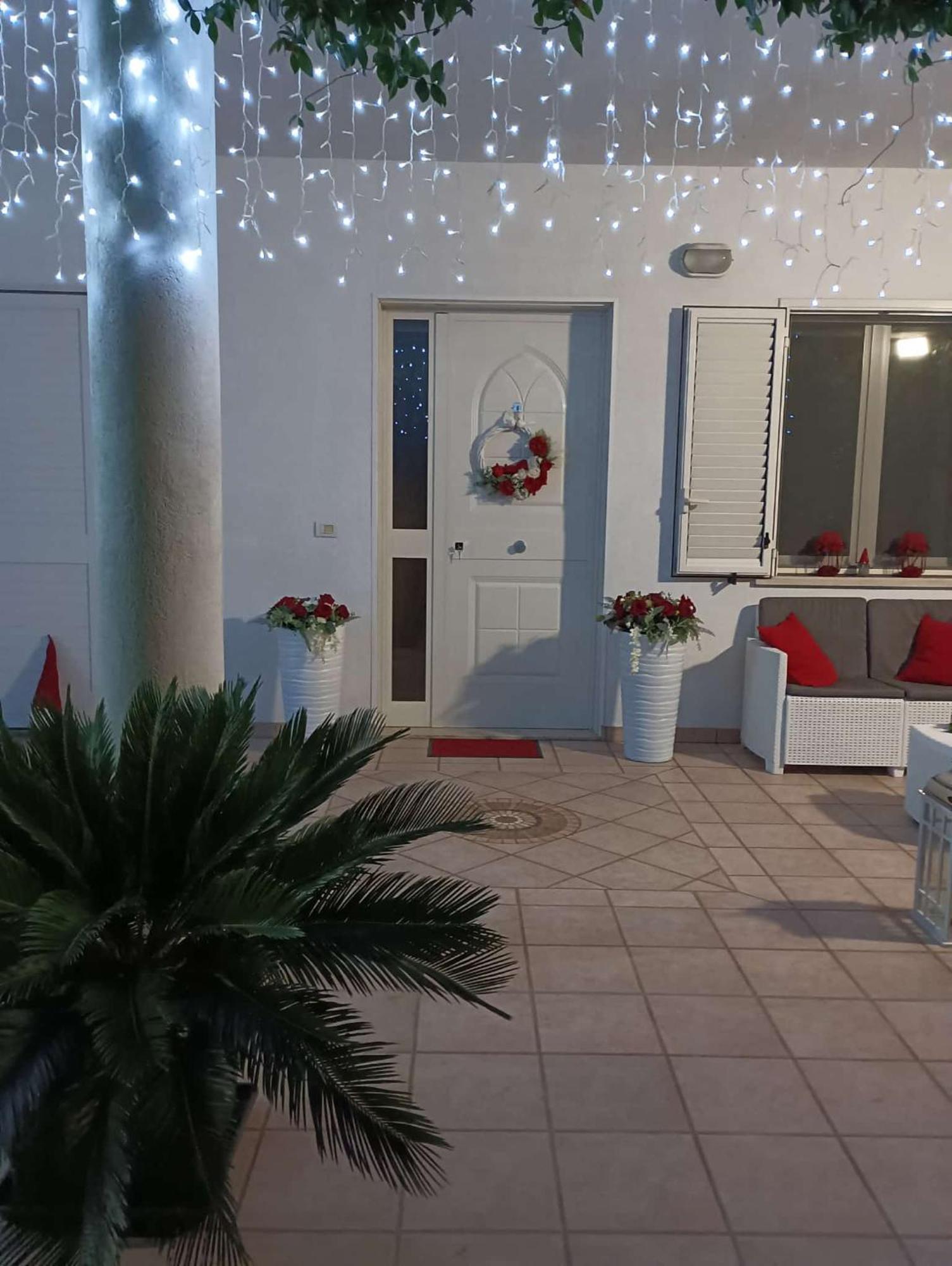 Parco Delle Rose Villa Сулмона Екстериор снимка